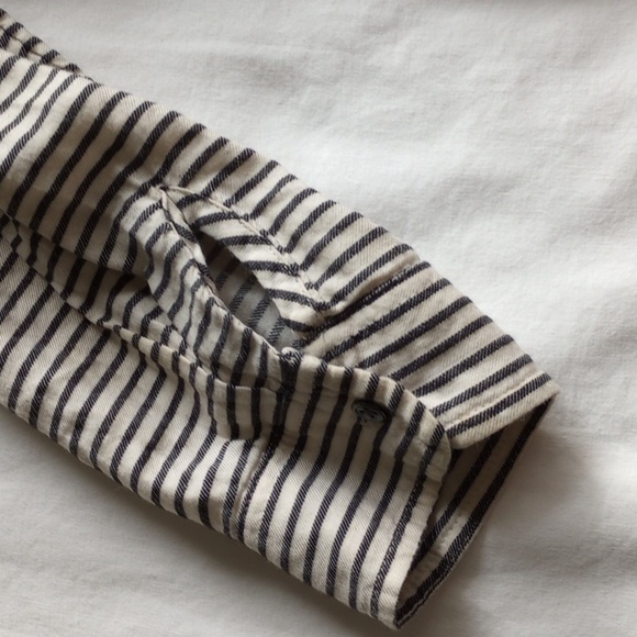 JCrew Womens Blouse Sz 4P Grey Red Embroidered Striped Peasant Blouse V Neck - Picture 6 of 9